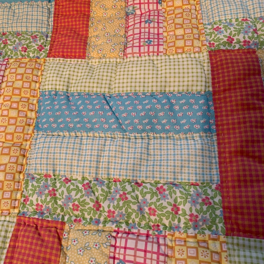 Patch Design Colorful quilt - Picture 3 of 7